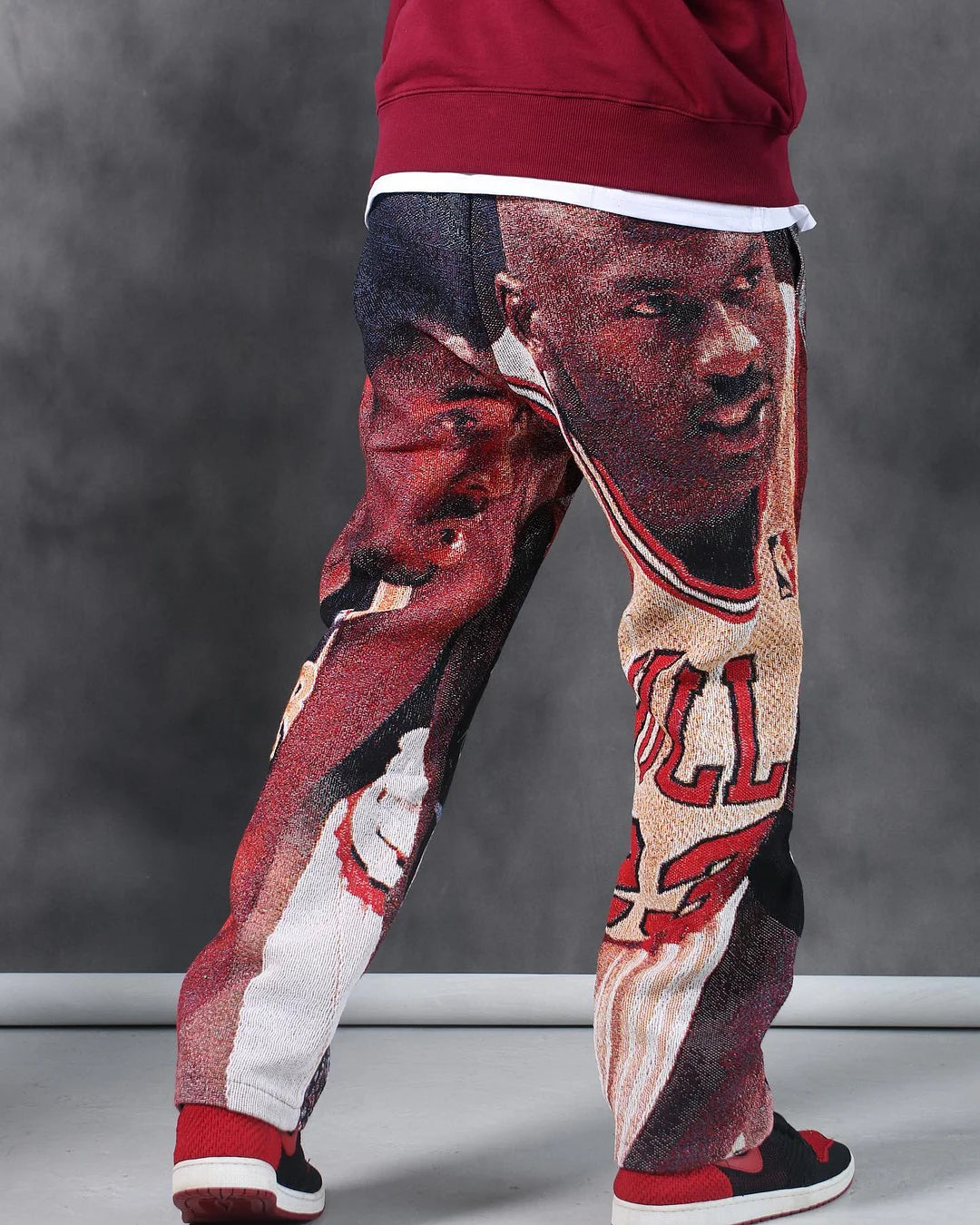 Fashionable and personalized tapestry trousers