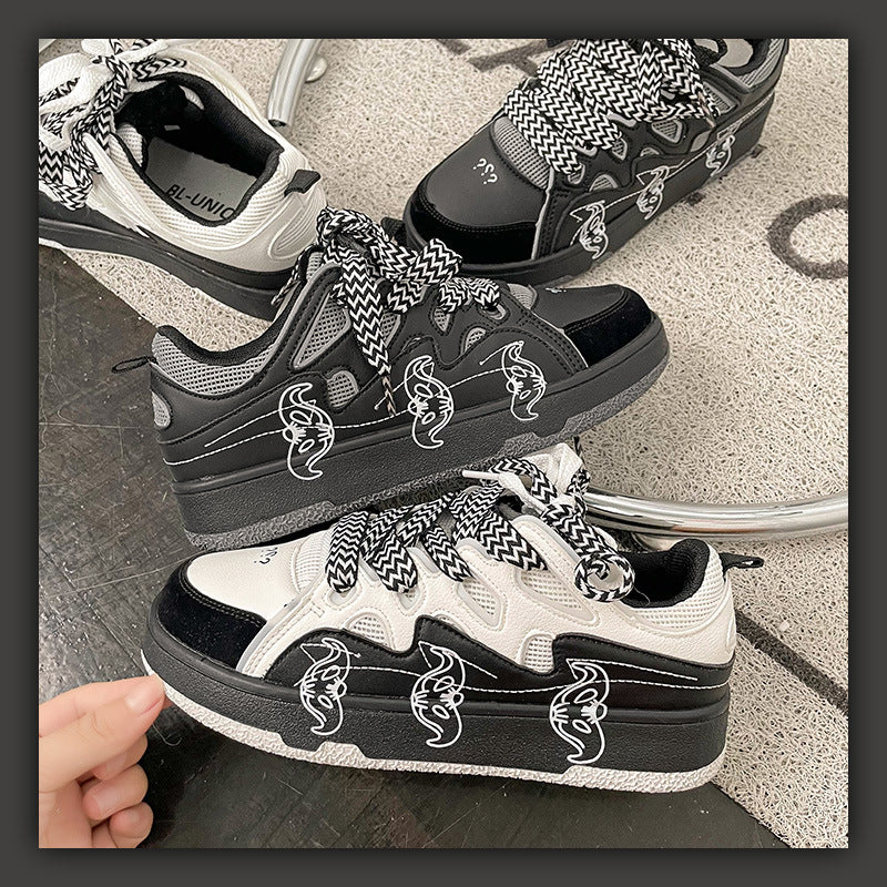 Casual Stitching Lucky Dark Street Skate Shoes